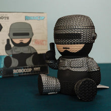 Load image into Gallery viewer, ROBOCOP - Handmade By Robots N°071 Collectible Vinyl Figurine
