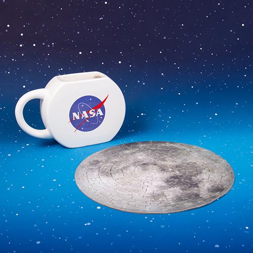 NASA – Geschenkpaket – 400-ml-Becher + 100-teiliges Puzzle